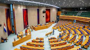 Usage on ko.wikipedia.org 네덜란드 하원; Cda En Christenunie Vaakst Aanwezig In De Tweede Kamer Rtl Nieuws