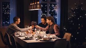 Wieder als testimonials mit dabei: Magenta Tv Werbung Die Telekom Werbespots Mit Ulmen Yardim