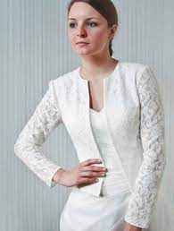 Klassischer Brautblazer Mit Langen Armeln Schoner Korpernaher Schnit Kleiderfreuden Hochzeitskleid Jacke Brautjacke Hochzeitskleid