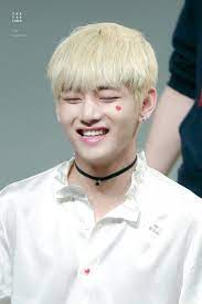 Bts biểu diễn tại grammy. V Bts Pháº£i Sá»­a Ná»¥ CÆ°á»i TrÆ°á»›c Khi Ra Máº¯t Tin Tá»©c Nhanh Kpop Trang Kpop Uy Tin Nháº¥t Viá»‡t Nam Ná»¥ CÆ°á»i Kpop Ä'ang Yeu