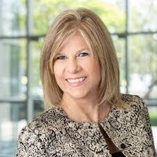 Amy Eden's Instagram, Twitter & Facebook