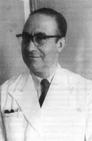 Medical Eponym in Cardiovascular Physical Examination สืบเนื่องจาก Morning  round เช้าวันพุธที่ผ่านมา (1/2/2017) ของอ.สมชาย ปรีชาวัฒน์ (Boss ของผมเอง  ^___^) ที่มีการพูดถึง Medical Eponym ในการตรวจร่างกายทาง CVS  ร่วมกับโพสต์ที่ผ่านมาที่ได้กล่าวถึง ...