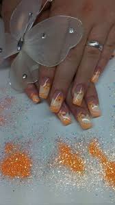 Glitzer Traum In Orange Orange Nagel Orangefarbene Nagel Fruhlingsfarben Nagel