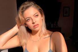 Daniela Legarda, criticada por abrir cuenta en página para adultos