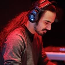 Stream Naiha Abid Mir music