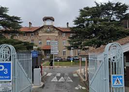 Последние твиты от pas d'avions à l'hôpital toulouse purpan #bruit (@stop_avions_chu). Astrazeneca A Toulouse La Famille D Une Femme Decedee D Une Thrombose Va Porter Plainte