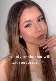 Daisy Ochoa (@daisyochoaa)