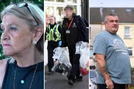 Ballet dancing twins from Barry