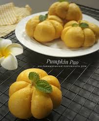 Nah, untuk mengetahui cara membuat bolu kemojo labu kuning tersebut, berikut ini resep membuat bolu. Bolu Kemojo Labu Bagaimana Menyiapkan Bolu Kojo Labu Kuning Anti Gagal Resepkue My Id Trova Immagini Stock Hd A Tema Bolu Kemojo Typical Malay Comestible Riau E Milioni Di Altre