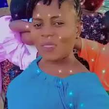 Wanafunzi wametoka shule wakaenda majumbani kwao kuaga tunaenda kumsalimia  Aunty jamani jamani wametembea umbali mrefu Sanaa kilometa 7 wakafika  officini kwangu sikuwepo wakakaa nnje wakanisubiria ...