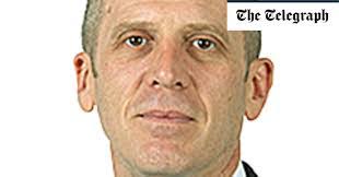 Andrew Critchlow's Instagram, Twitter & Facebook