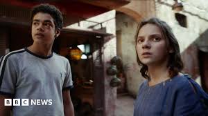 His Dark Materials: What do the critics think of series two? - BBC News