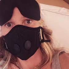 As viewers zoomed in on his face, they noticed. Celebrities Wear Masks To Stop The Coronavirus Updated Esquire Middle East
