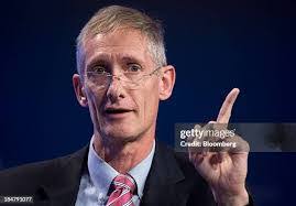 Hannah Cheney's Instagram, Twitter & Facebook