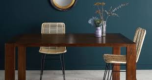 Table A Manger En Bois Finition Noyer 6 A 8 Couverts Bois Dessus Bois Dessous Sobritet Convivialit Pour Cette Table Manger En Bois On Aime Son Style En Bois Fo
