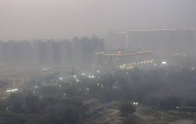 Delhi wakes up to hazardous air as AQI crosses 400 at 27 stations