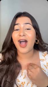 Lip Mud that stays as loyal as your best friend, no smudging, no fading,  even after all the food and laughter! (Lip mud, smudgefree, longlasting  lipstick) #InsightCosmetics #LipMud #LipCare #MakeupRevolution #newlaunch  #makeup