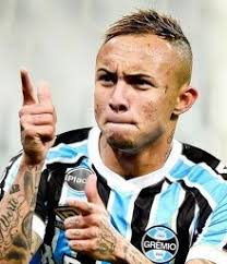 Everton sousa soares (born 22 march 1996), known simply as everton (brazilian portuguese: Everton Soares Bio Age Facts Wiki Birthday Net Worth Copa America 2019 Goals Stats Injury Sofifa Transfer News Gremio Bola De Prata Factmandu
