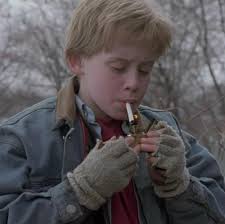 I don't remember this scene in Home Alone 2 😳