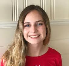 Sarah Valente's Instagram, Twitter & Facebook