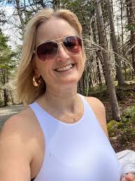 Overstimulated today after work with a tired baby girl and I got home and  did a 15 minute workout to burn off steam and I feel great!