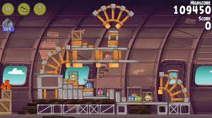 The farther the orange bird goes into the main structure, the more destruction will ensue. Angry Birds Rio Smugglers Plane All Levels Mighty Eagle Any