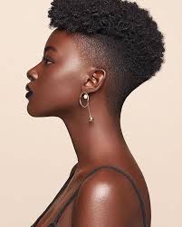 Cheveux courts femme noire coiffure cheveux crepus courts coiffure femme 2017 coiffure dame coiffure courte coupes courtes cheveux frises coupe. Epingle Par Jose Felix Sur Cheveux Idee Coiffure Cheveux Court Style De Cheveux Courts Cheveux Afro Tres Courts