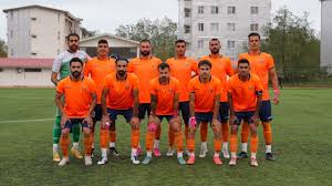 جدال دو تیم تکنیکی در حافظیه؛ برق شیراز آماده تقابل با نفت آبادان در جام حذفی