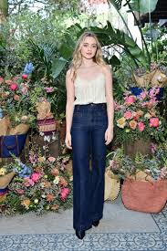 Uncover Isabel Gravitt's Truth - Genuine Nudes