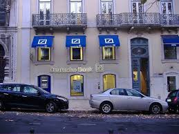 La venta de contratos de divisas a pequeñas empresas se deutsche bank, el mayor banco de alemania, obtuvo un beneficio neto. Deutsche Bank Bancos De Portugal