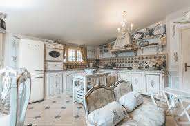 Retro Shabby Chic Das Macht Eine Vintage Kuche Aus Aroundhome