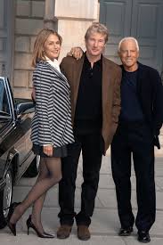 Elegance is not about being noticed, it's about being remembered. giorgio armani on.giorgioarmani.com/whats_new_women. Bildergalerie Highlight Momente Der Karriere Von Giorgio Armani Vogue Germany