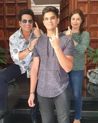 In 2012 he became the first cricketer to score 100 centuries. 15 Pictures And Videos That Take You Inside Sachin Tendulkar S Mansion In Bandra Mumbai Vogue India
