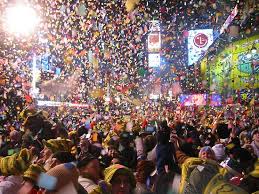 New Year Eve Party Get The Confetti Canon Out New York New Years Eve New Year S Eve Times Square New Years Eve