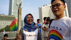 Lgbt bukan sahaja boleh memberi impak negative kepada diri, malah masyarakat dan negara. Lgbt Yang Salah Atau Cara Pandang Saya Tentang Agama Yang Keliru Bbc News Indonesia