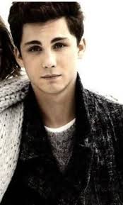 Logan lerman: 31 ideas to save today from "Logan Lerman!"