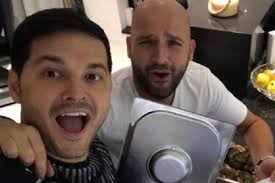 Liviu a înființat în anul 1998 împreună cu aurelian ciocan trupa l.a. Liviu Varciu Si Andrei Stefanescu Citeste Toate Articolele Despre Liviu Varciu Si Andrei Stefanescu Spynews Ro