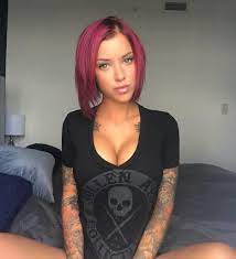 Fake lips, fake boobs, fake nose, fake eyecolor, fake brows, fake . Laurence Bedard Wiki Biography Age Boyfriend Family Salary Biography Tribune