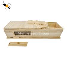 With the small entrance hole being level with the floor of the hive it will be easier for the bees to remove other dead bees etc. China Beekeeping Equipment Wholesale Bee Hives Wooden Beehive Top Bar Bee Hive China Beekeeping Equipment Top Bar Bee Hive