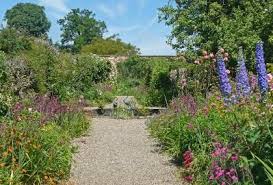 Spetchley Park Gardens Near Worcester English Garden Romantic Garden Rare Plants