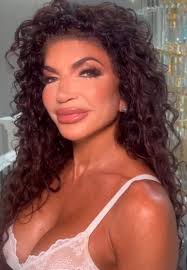 Luis is a never ending Ferris wheel of deceipt. Teresa better jump off  soon. They can go