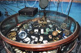 Hidden Gems: Lost Hollywood Jewelry Trove Uncovered in Burbank ...