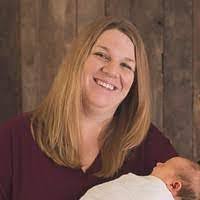 Amanda Bridgeford's Instagram, Twitter & Facebook