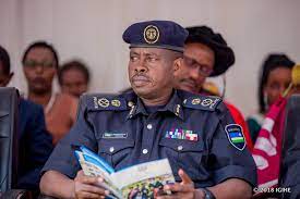 Age, birthday & zodiac kaka's current age 30 years old (as of 2020). Gen Sam Kaka Wabaye Umugaba Mukuru W Ingabo Ari Muri 925 Basoje Amasomo Muri Unilak Igihe Com