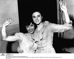 Gigliola cinquetti (born 20 december 1947 in verona, italy) is an italian pop singer. Eurovision 2020 Tra Gigliola Cinquetti E Novita Olandesi Oa Plus