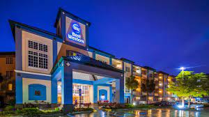 The best western hotel plaza is an historical building of the 19th century, recently renovated. Best Western Naples Plaza Hotel