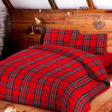 Completo letto di produzione artigianale, grazie ad una sartoria interna specializzata. Lenzuola Rosse E Nere Per Una Buona Igiene Del Letto E Bene Cambiare Spesso Le Lenzuola Voglio Comprare Delle Lenzuola Di Seta Anche Se Dopo Aver Letto Qui I Prezzi