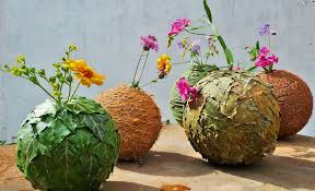 Will man trauergestecke selber machen, so kann man sich als erstes einige inspirationen holen, wie schöne gestecke komponiert werden. Herbstgestecke Selber Basteln Selbst De