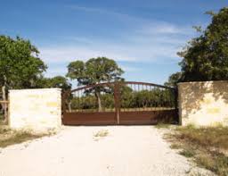 Canon eos 5d mark iii, lens: Gates Entrances Texas Ranch Style Gates King Style Ranch Fences