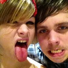 Courtney Halstead's Instagram, Twitter & Facebook